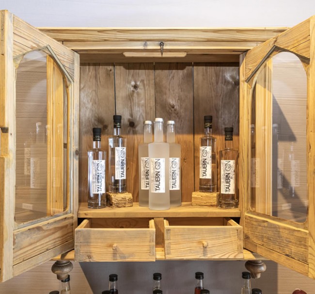 TauernGin im Dorfladen Flachau © Christian Fischbacher